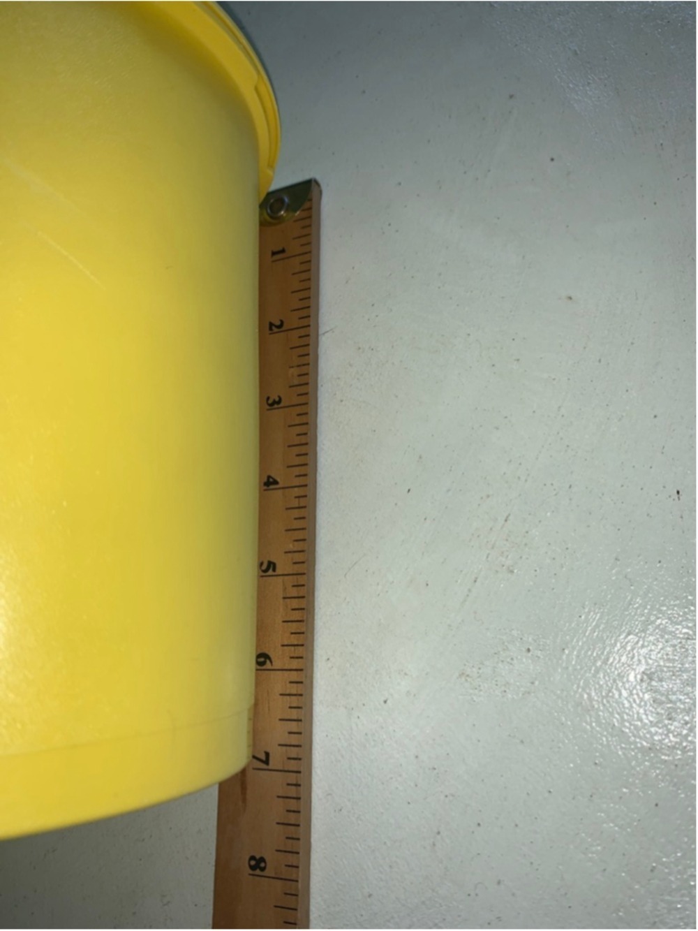 Tupperware Yellow Food Storage Container One Size - Picture 8 of 10